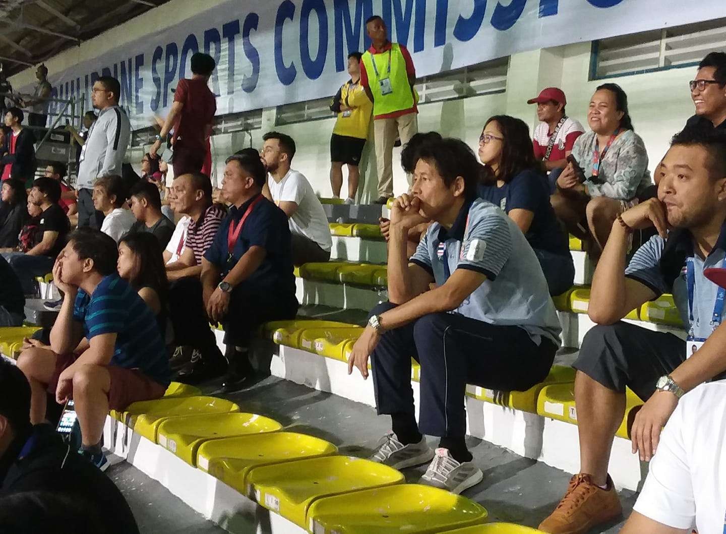 Thấy Việt Nam đánh bại Indonesia, HLV Thái Lan ngồi hoang mang 