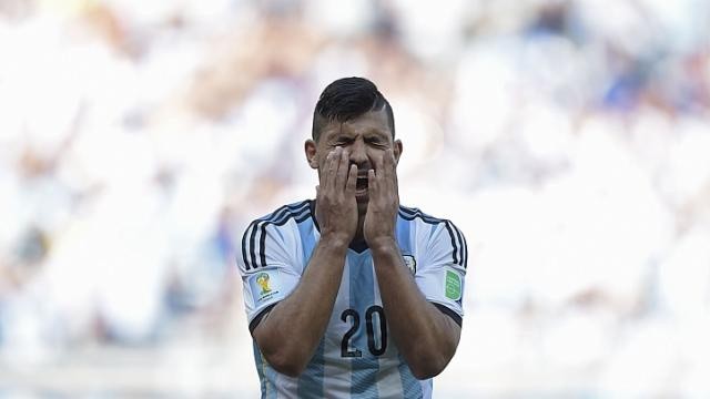 CHÍNH THỨC! Sergio Aguero có bến đỗ mới - Bóng Đá
