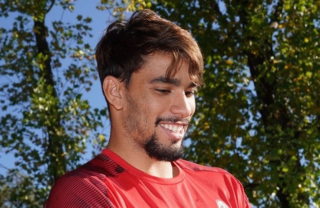 Ảnh tập của Piatek - Bóng Đá