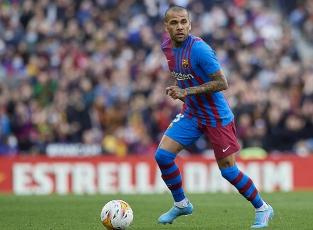 Ranking every player to wear No.8 for Barcelona since 1995 - Bóng Đá