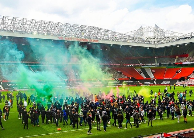 CHÍNH THỨC: Hoãn trận Man Utd - Liverpool - Bóng Đá