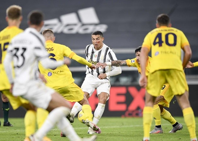 Ronaldo bùng nổ, Juventus 'phà hơi nóng' vào Milan trên BXH Serie A - Bóng Đá