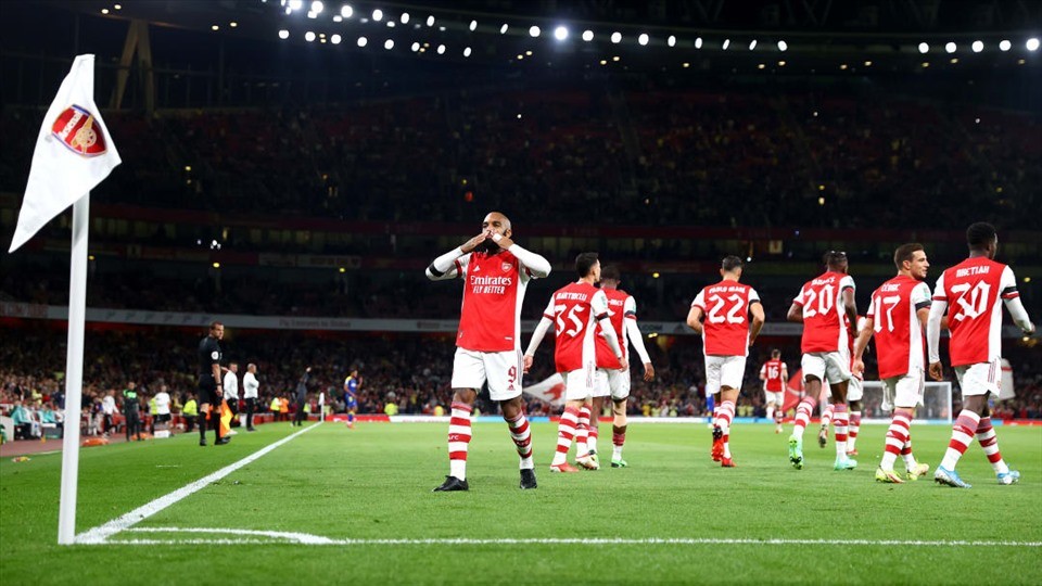 Martin Keown tells Mikel Arteta his biggest issue at Arsenal in Champions League chase - Bóng Đá