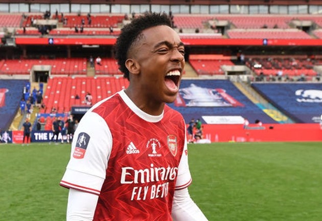 Newcastle manager Steve Bruce is still trying desperately to find out if Arteta intends to put Joe Willock in his plans or not - Bóng Đá