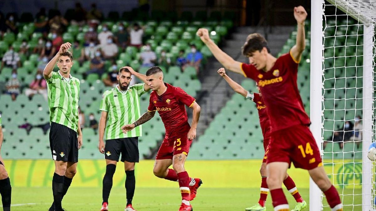 Mourinho bị đuổi khỏi sân khi AS Roma thua 2-5 - Bóng Đá