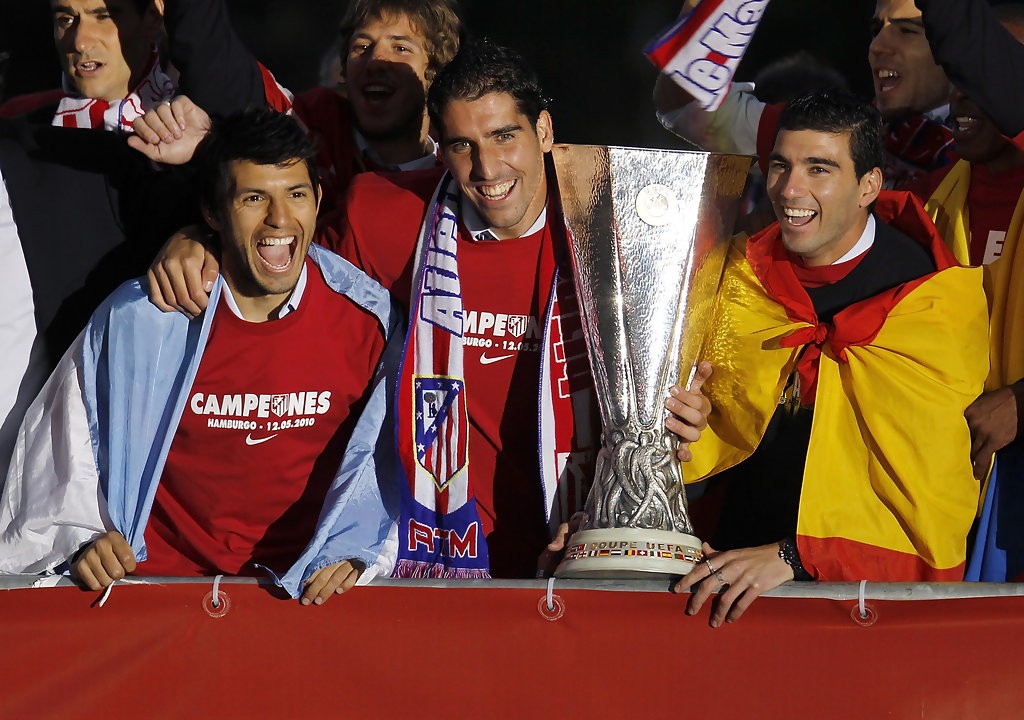 CHÍNH THỨC! Sergio Aguero có bến đỗ mới - Bóng Đá