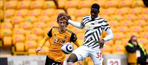 Axel Tuanzebe aces his Europa League final audition against Wolverhampton Wanderers - Bóng Đá
