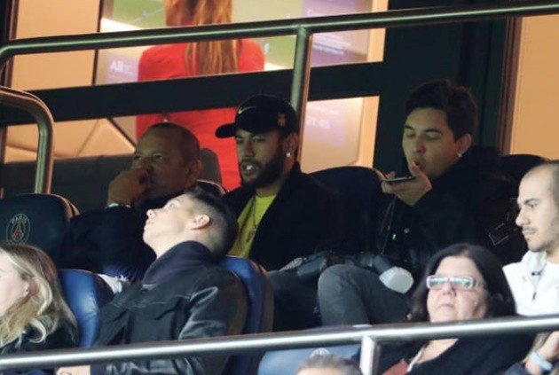 This is how Neymar responds to his possible signing for FC Barcelona - Bóng Đá