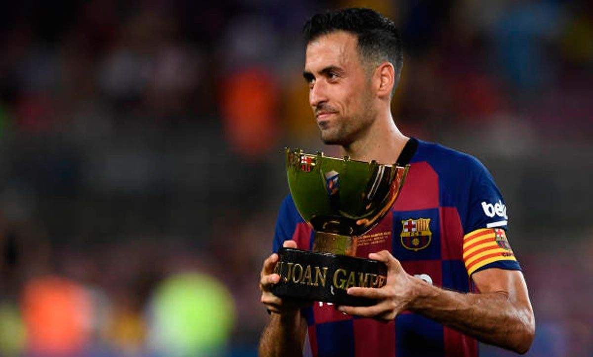 Barcelona fans are showering Sergio Busquets with praise - Bóng Đá
