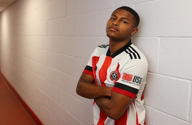Sheffield Utd boss Wilder admits Brewster could start at Liverpool - Bóng Đá