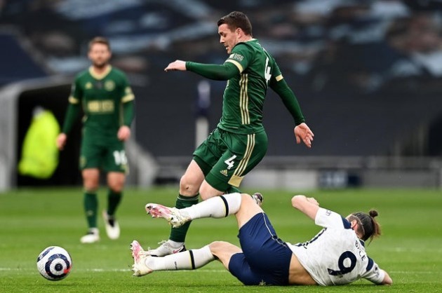 Son joined Harry Kane and Bruno Fernandes as three Premier League players both score and assist 10+ goals in the Premier League this season. - Bóng Đá