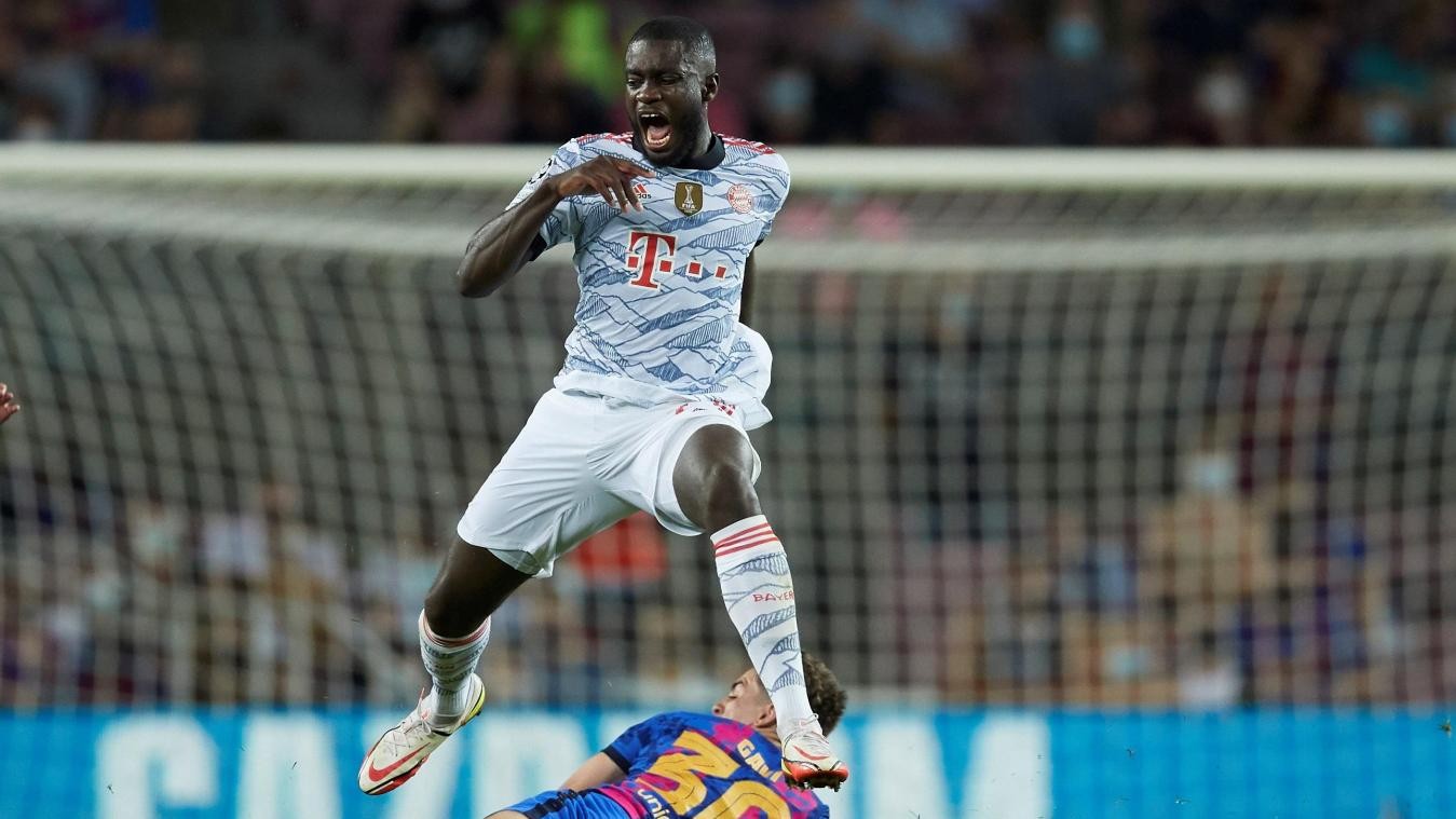 ĐHTB lượt trận thứ nhất vòng bảng Champions League: Cơn ác mộng của M.U; Cú poker xuất sắc - Bóng Đá