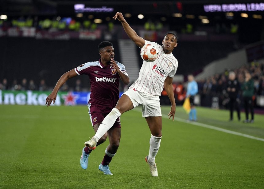 Thầy trò David Moyes loại Sevilla khỏi Europa League - Bóng Đá