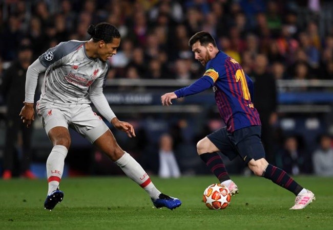 'Bá đạo' là thế, Messi vẫn phải 'ngại' Van Dijk vì một lí do - Bóng Đá