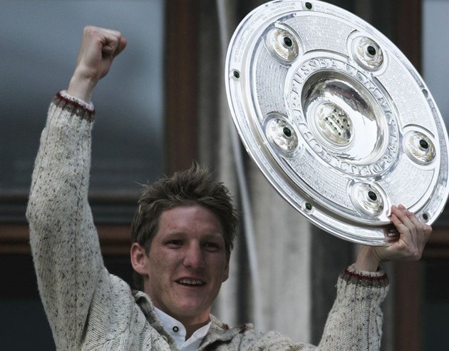 Ảnh sự nghiệp Schweinsteiger - Bóng Đá