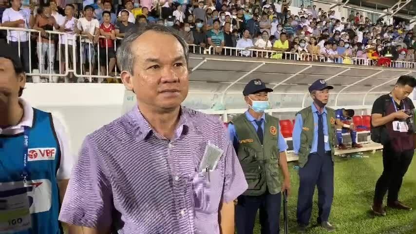 Bầu Đức có lý về câu chuyện 