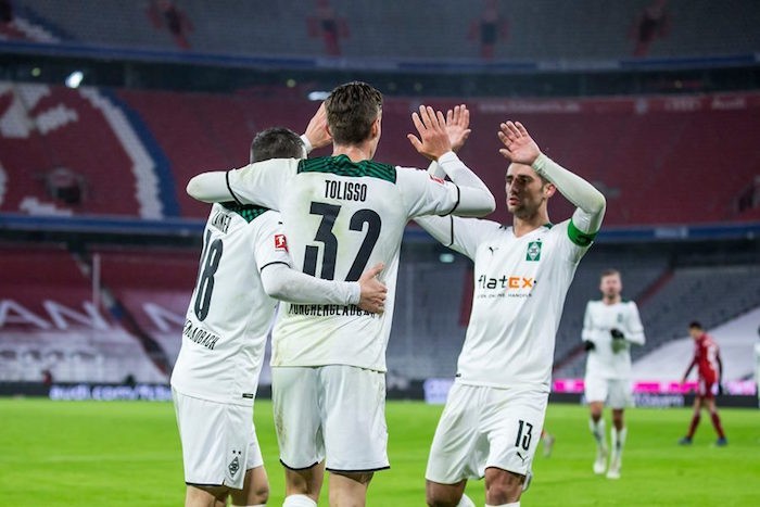 Lewandowski lập công, Bayern vẫn ôm hận trước M’gladbach - Bóng Đá