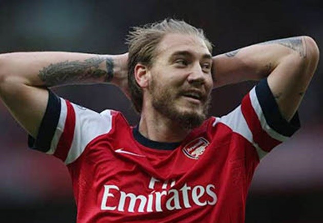 Bendtner giải nghệ - Bóng Đá