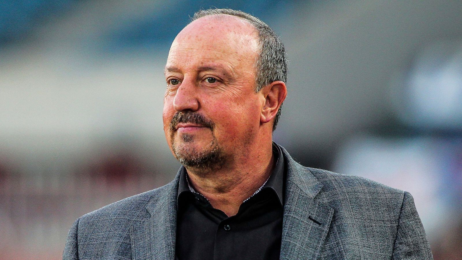 Chê Everton là đội bóng nhỏ, Rafa Benitez giải thích ra sao?  - Bóng Đá