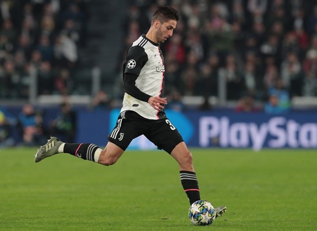 Juventus and Bayern Munich could swap midfielders this summer - Bóng Đá