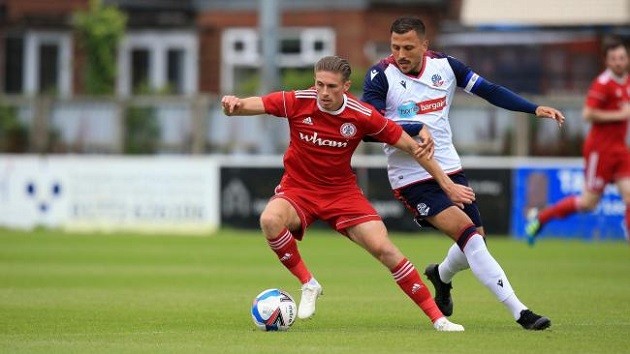Chelsea loanee's debut goal sees Accrington end Rochdale hoodoo - Bóng Đá