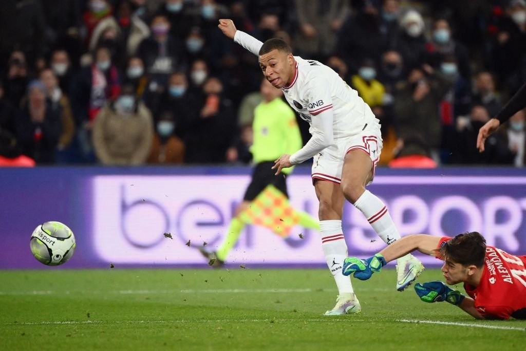 Messi, Mbappe phối hợp ghi bàn ở phút 90+3 - Bóng Đá