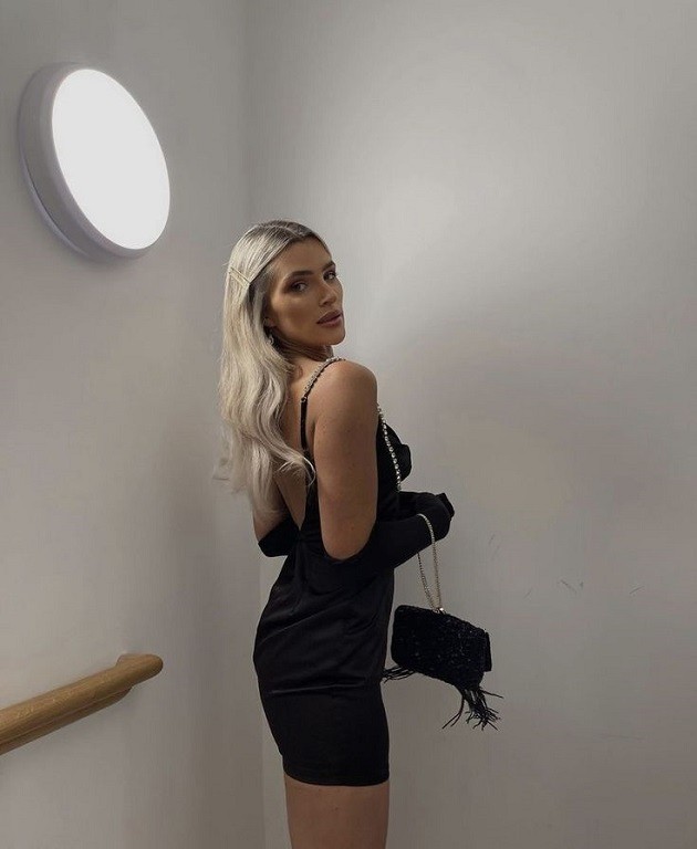 Aine May Kennedy - Bóng Đá