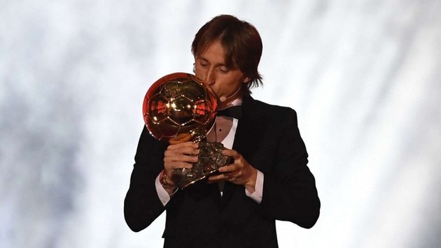 Modric 35 tuổi - Bóng Đá