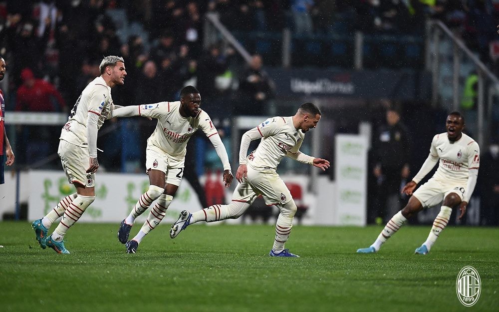 Thắng tối thiểu, AC Milan gia cố ngôi đầu Serie A - Bóng Đá