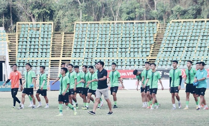 Chủ tịch CLB Cần Thơ từ chức - Bóng Đá