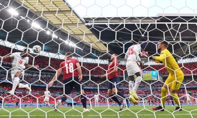 TRỰC TIẾP CH Czech 0-1 Anh (H1): Sterling ghi bàn - Bóng Đá