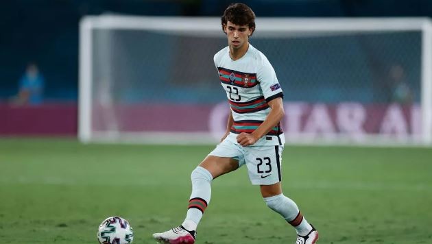 Roy Keane savages £113m Portugal star with ruthless ‘imposter’ rant after flop Euro 2020 performance - Bóng Đá