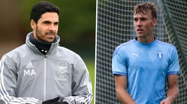 ‘HE IS HUGE’: EX-COACH CLAIMS NEW ARSENAL ACADEMY SIGNING IS SIMILAR TO KANU - Bóng Đá