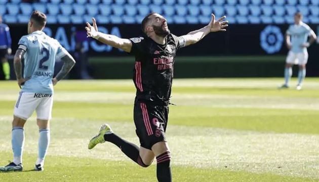 The Benzema code: 1-1-1-2-1-2 - Bóng Đá