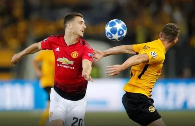 Manchester United: Fans not impressed by Diogo Dalot injury update - Bóng Đá