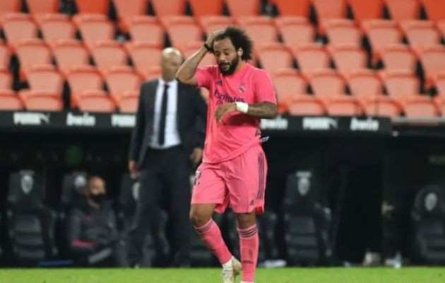 Real Madrid: 5 câu hỏi nhức nhối sau trận thua thảm Valencia - Bóng Đá