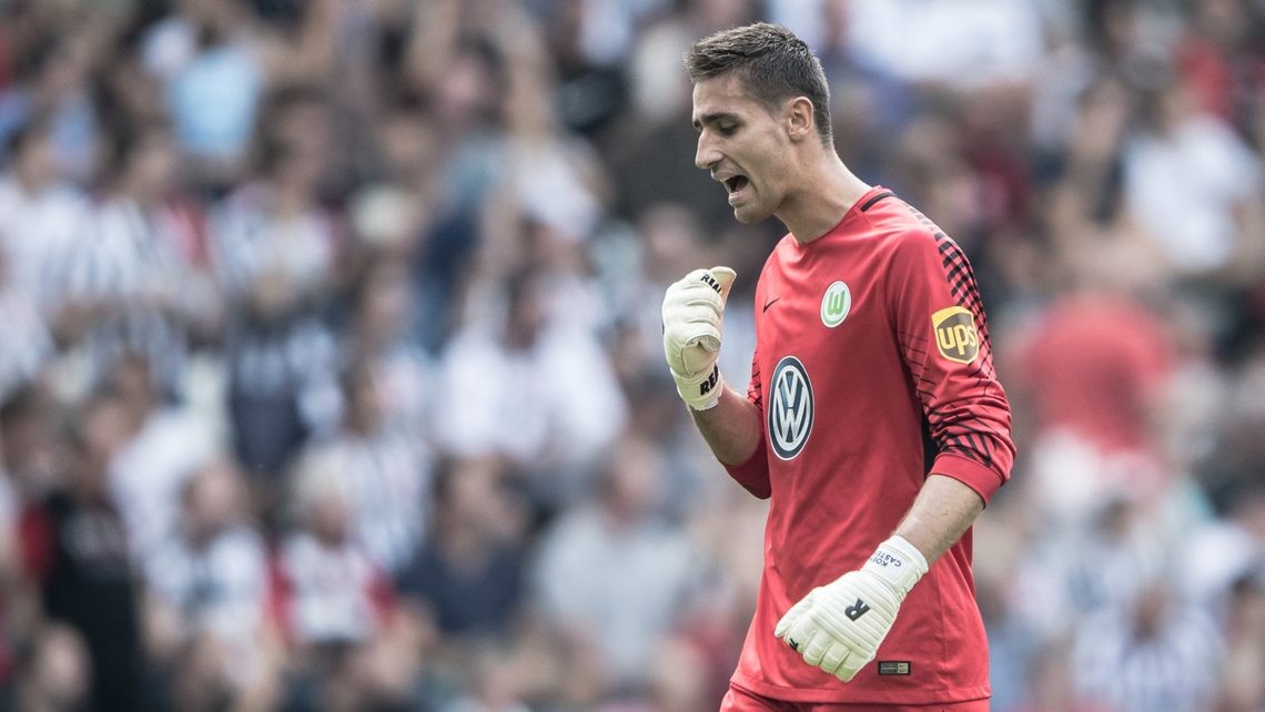 Top 10 thủ môn hay nhất mùa 2021: De Gea 