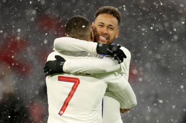 Hargreaves claims Mbappe, Neymar could stay if PSG win Champions League - Bóng Đá