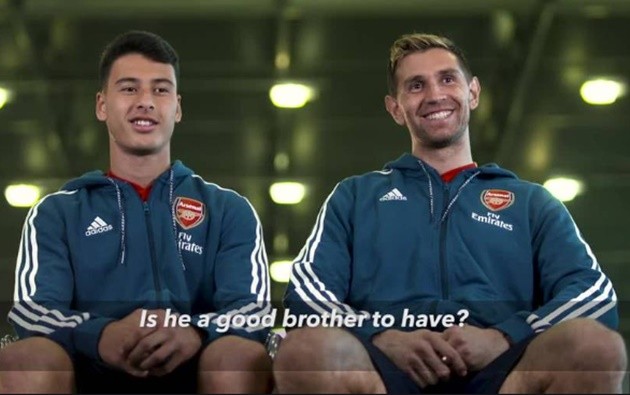 Patrice Evra quẩy điên cuồng - Bóng Đá