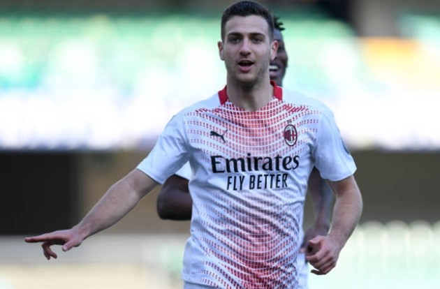 Carlos Goncalves nói về tương lai Diogo Dalot - Bóng Đá