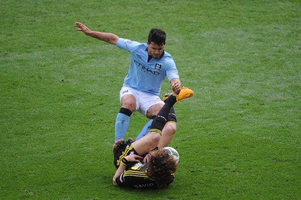 REVEALED: Chelsea are the dirtiest team in Premier League history - Bóng Đá