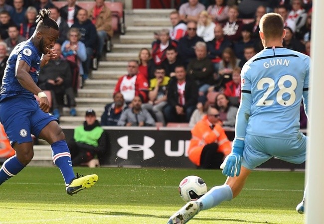 MW8 stats: Villa's rare five-star show - Bóng Đá