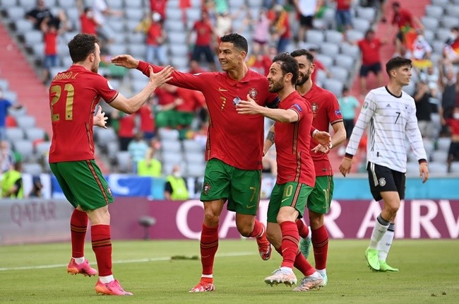 Diogo Jota is experiencing Cristiano Ronaldo problem he'd never have at Liverpool - Bóng Đá