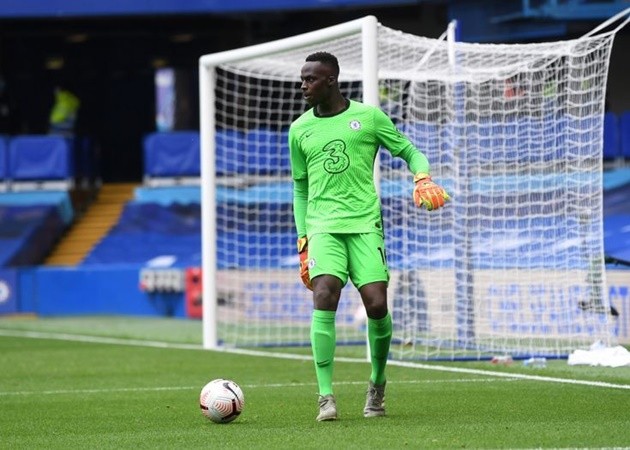 Chelsea fans can't believe what's happened to Edouard Mendy - Bóng Đá