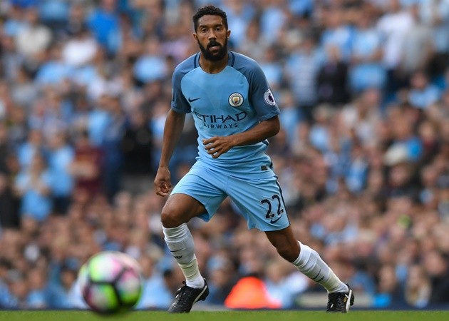 Từ Aguero đến Nolito: Đội hình 'chất lừ' của Man City ở trận đầu Pep cầm quân - Bóng Đá