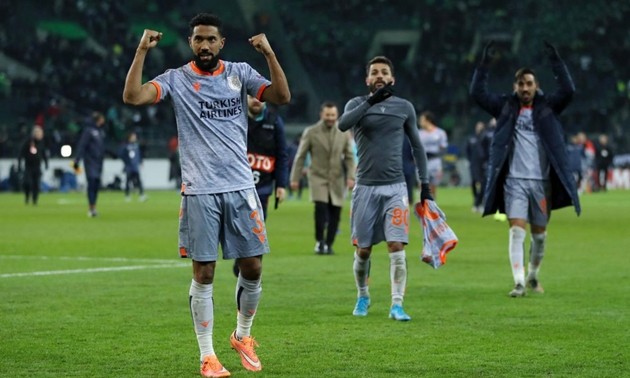 Đội hình 11 cầu thủ đang tự do ở hiện tại - Bóng Đá