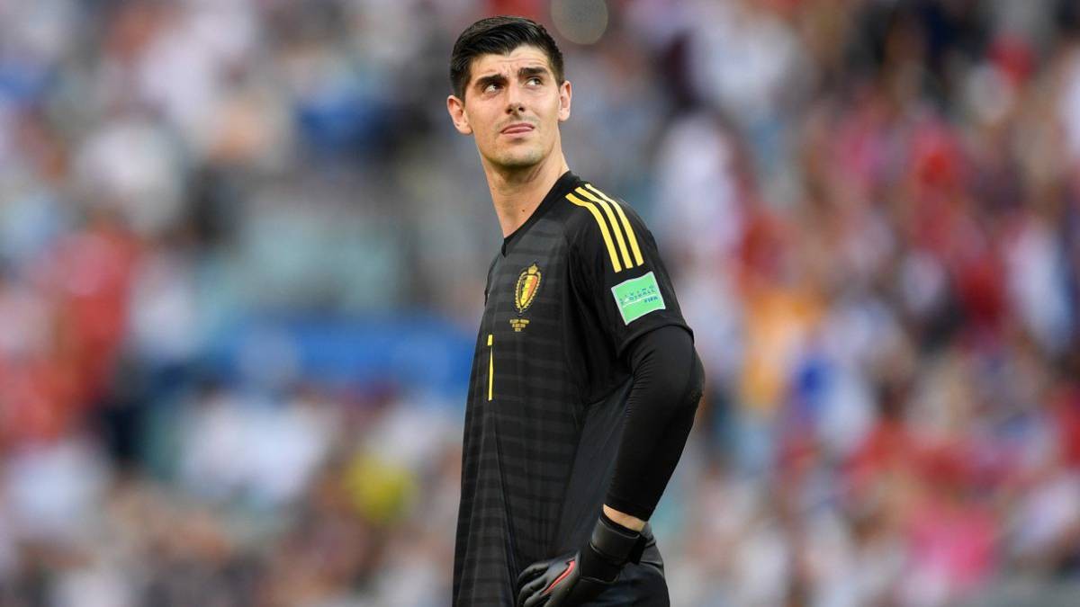 Roberto Martínez says Courtois doesn't have an anxiety problem - Bóng Đá
