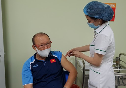 XONG! Đã rõ kết quả xét nghiệm Covid-19 của ĐT Việt Nam - Bóng Đá