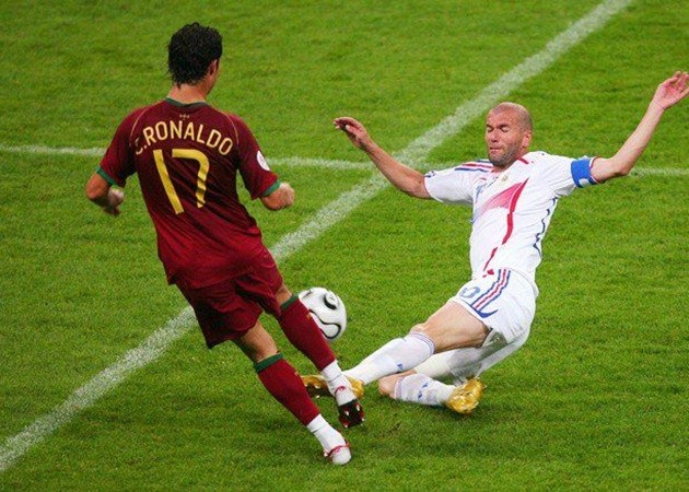 1 đến 101: Hành trình của CR7 từ 'gã màu mè' vươn tới đỉnh cao ở BĐN - Bóng Đá