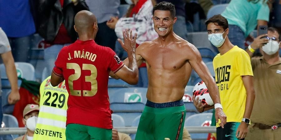 Xác nhận! Tân binh siêu hạng của M.U đã có mặt tại Manchester - Bóng Đá